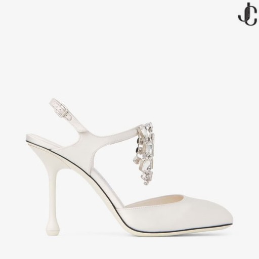 Verity 95 Ivoor Satin Crystal Pompen ONS